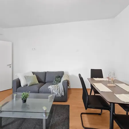Central Stockerau View 2 Bedroom For 4 Exterior photo